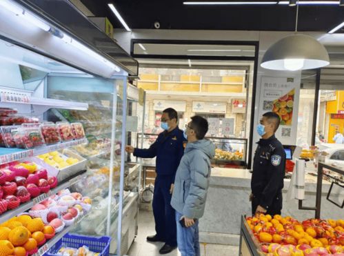 石井鎮(zhèn)聯(lián)合執(zhí)法，筑牢冷鏈食品流通疫情防控安全線