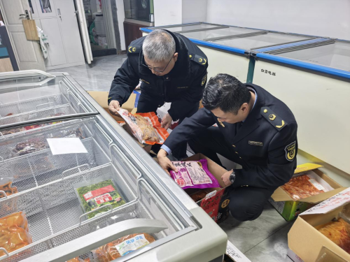 蘭州市市場(chǎng)監(jiān)督管理局 筑牢食品流通安全防線，守護(hù)市民舌尖上的安全